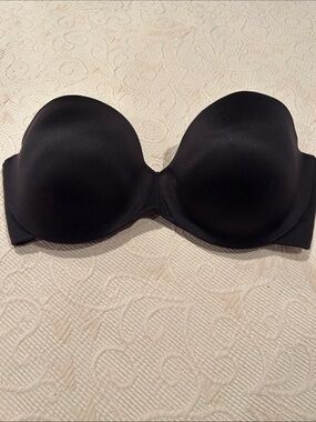 Maidenform Black Strapless Smooth Molded Bra